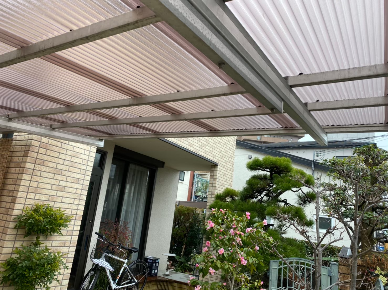 塩化ビニルからポリカーボネート波板